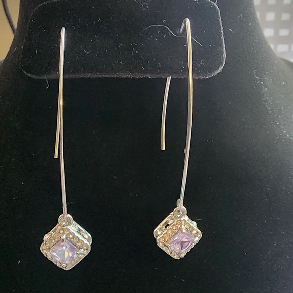 Jewelry - Dimond drop earrings